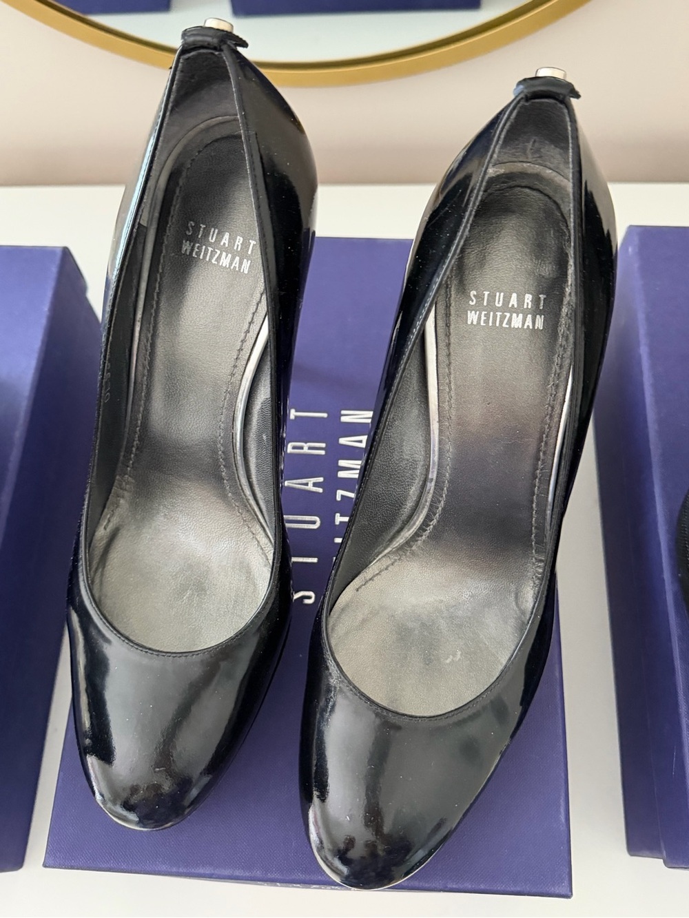 Stuart Weitzman Black Patent Leather Round-Toe Pumps